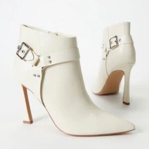 Shoedazzle Hendrix heeled bootie - cream size 6.5